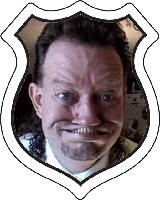 badge_maninthemiddle6.png badge_maninthemiddle6.png